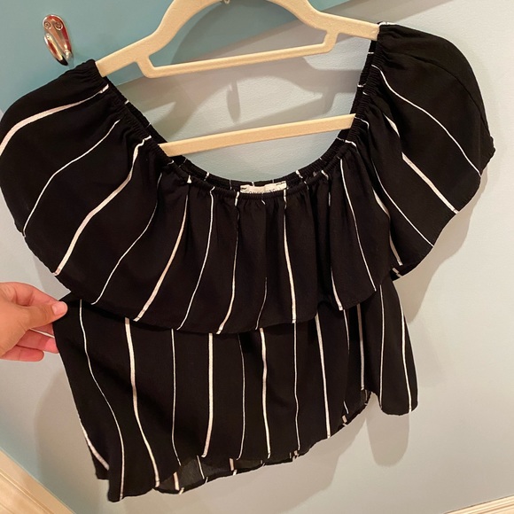 Strapless Striped Top - Picture 2 of 3